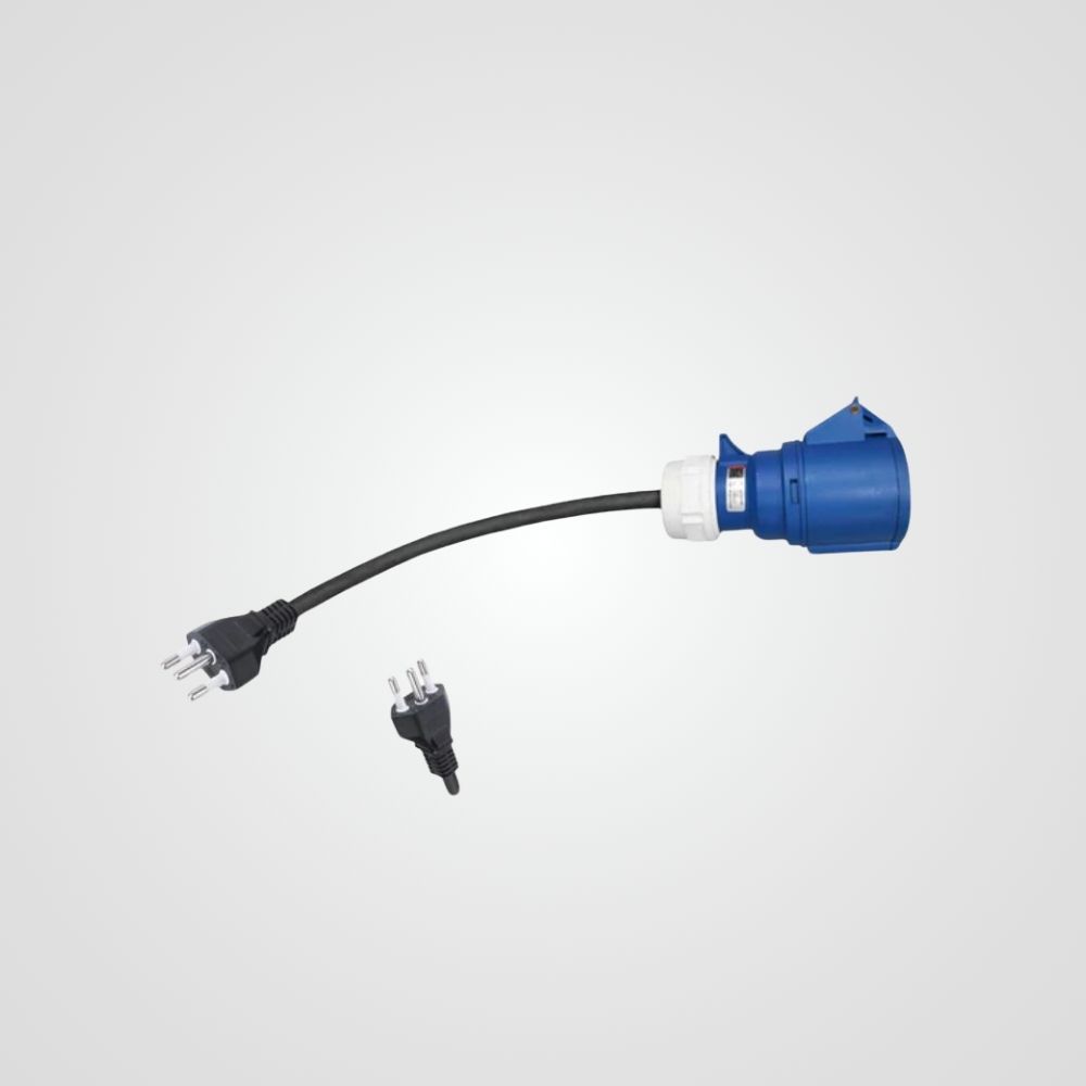Red CEE socket (32A ) to schuko plug adapter (8)